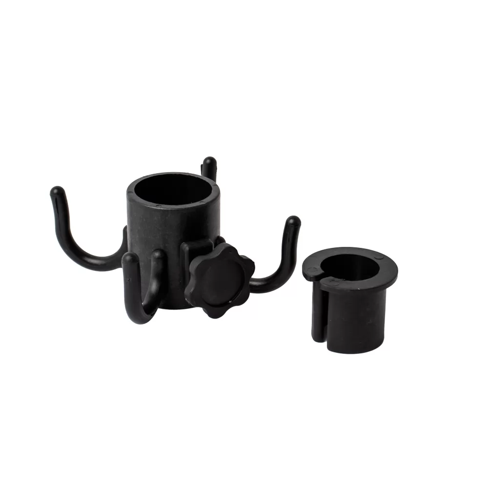 Cabide para guarda-sol em plástico preto com quatro ganchos, parafuso de ajuste e adaptador sobre fundo branco