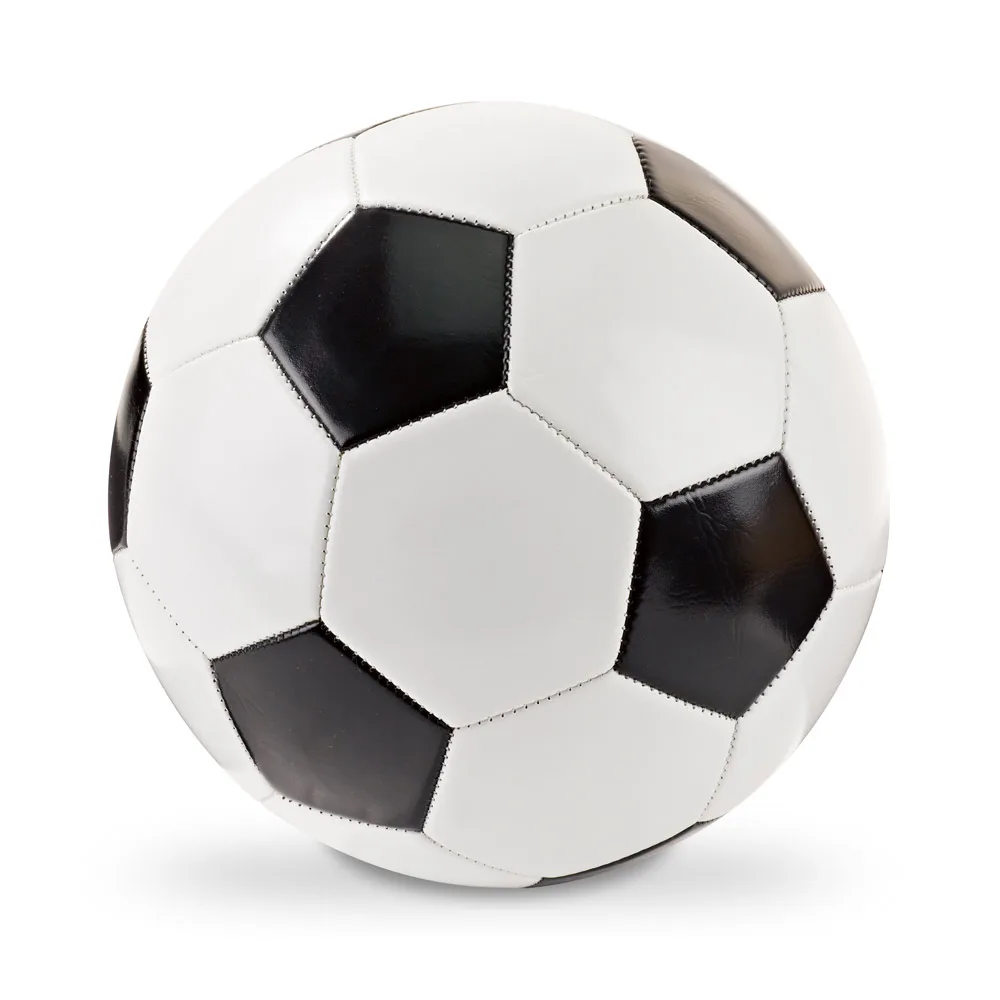 Duas bolas de futebol Bryce lado a lado, uma clássica preta e branca e outra toda branca, sobre fundo branco